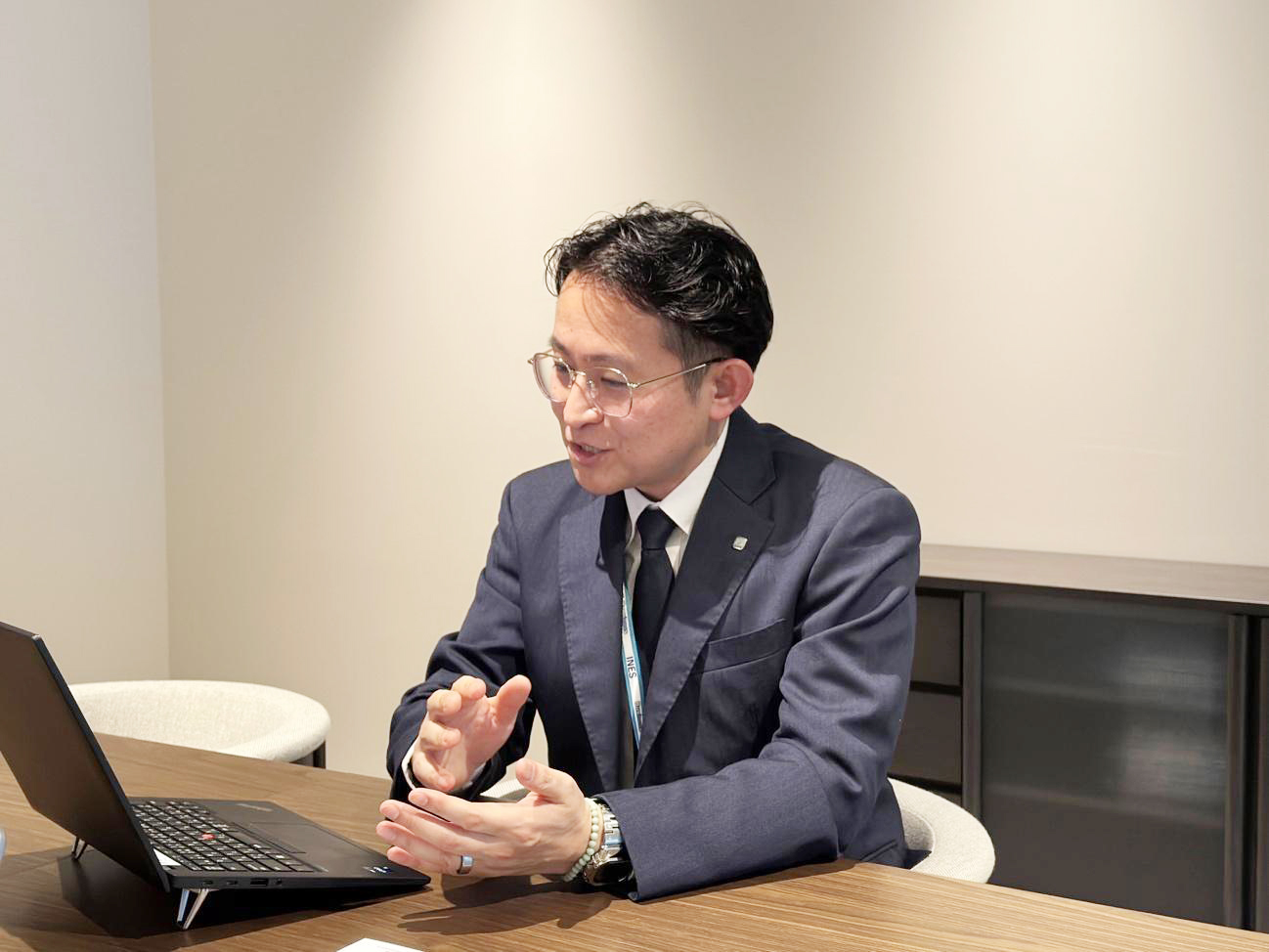 株式会社アイネス 堀越様